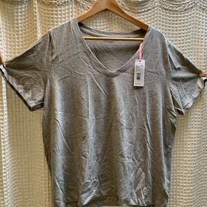 Vineyard Vines Gray V-Neck Women's Top